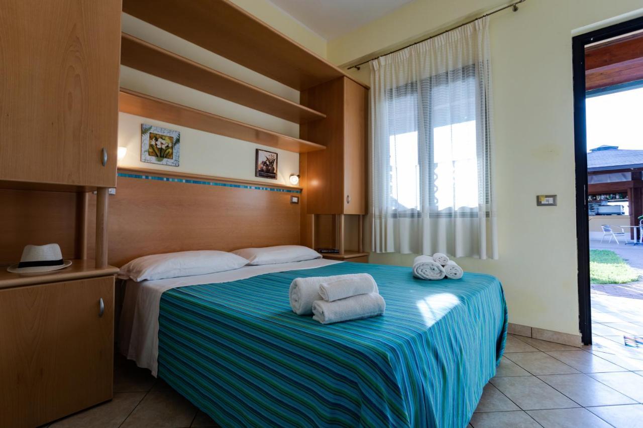 Hotel Residence Riviera Calabra Zambrone Exterior foto