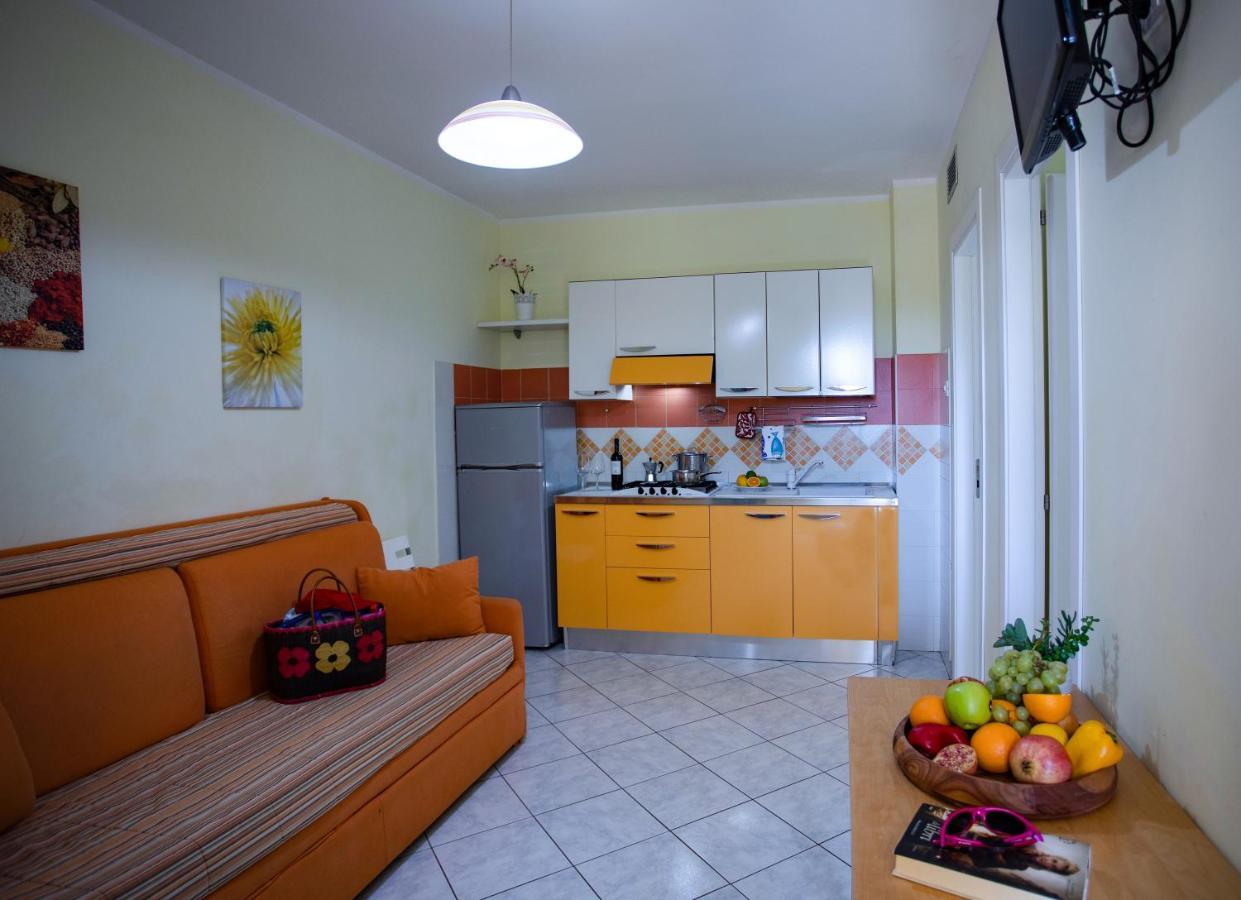 Hotel Residence Riviera Calabra Zambrone Exterior foto