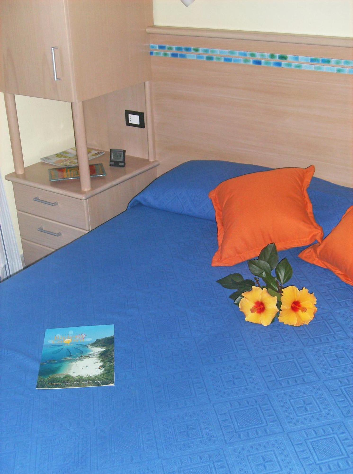 Hotel Residence Riviera Calabra Zambrone Habitación foto